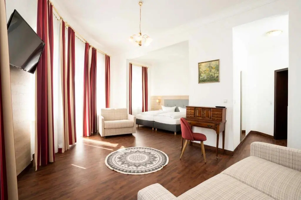 Superior Double room (full double bed)
