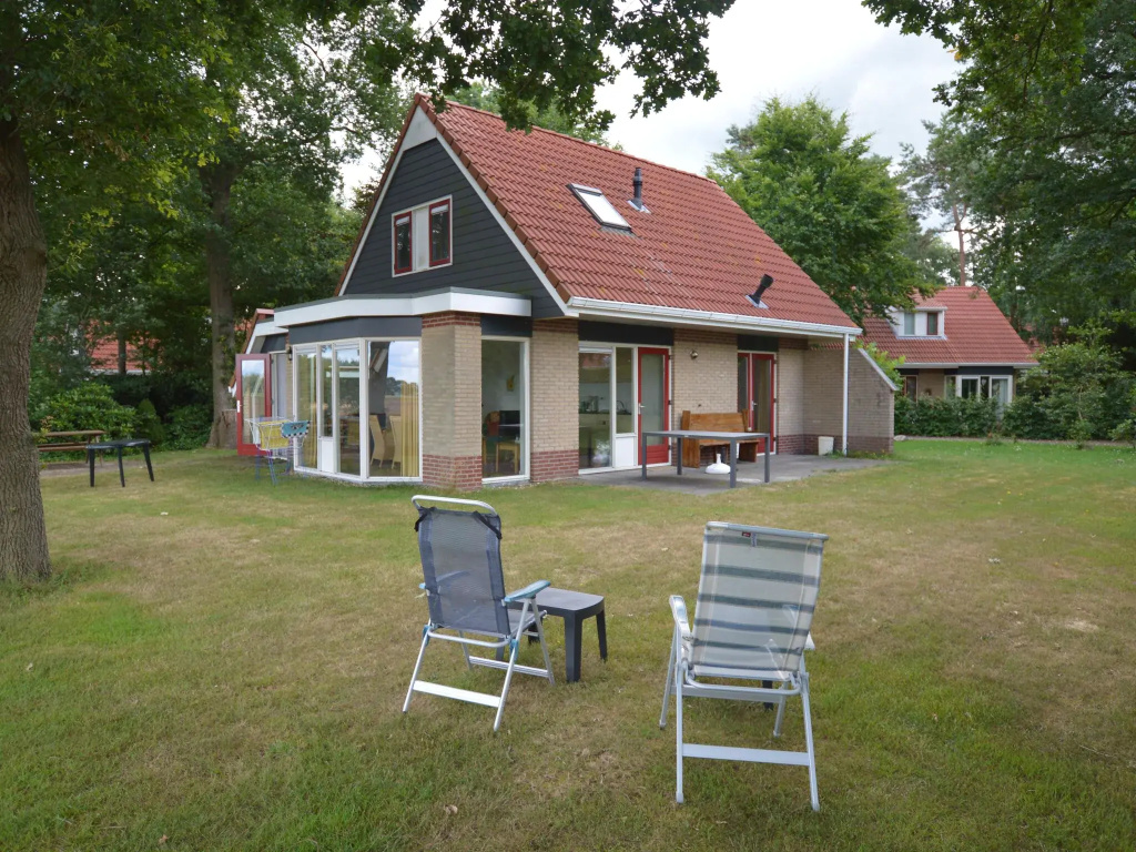 Restful Holiday Home in Lemele