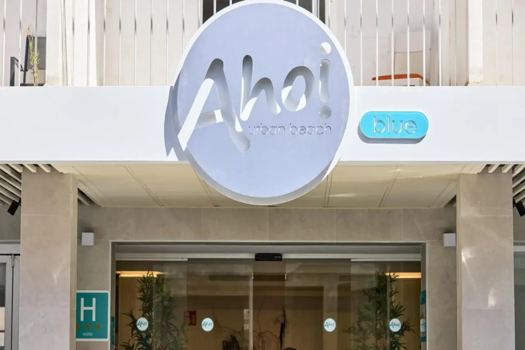 AHOI! Urban Beach Hotel