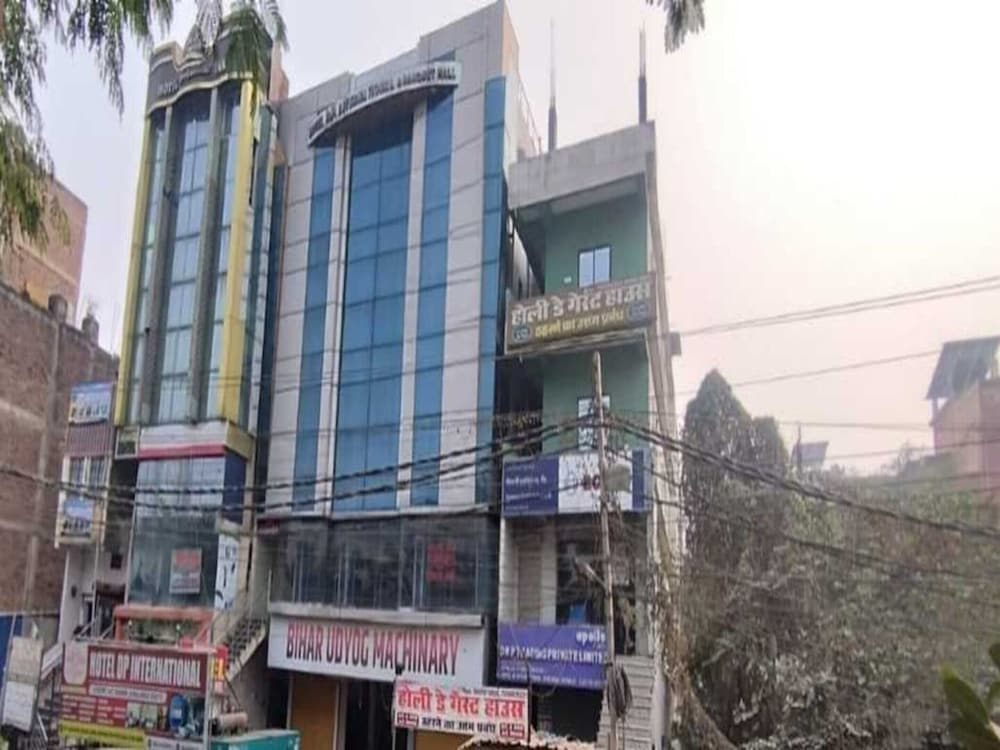 Collection O Chanakya National Patna