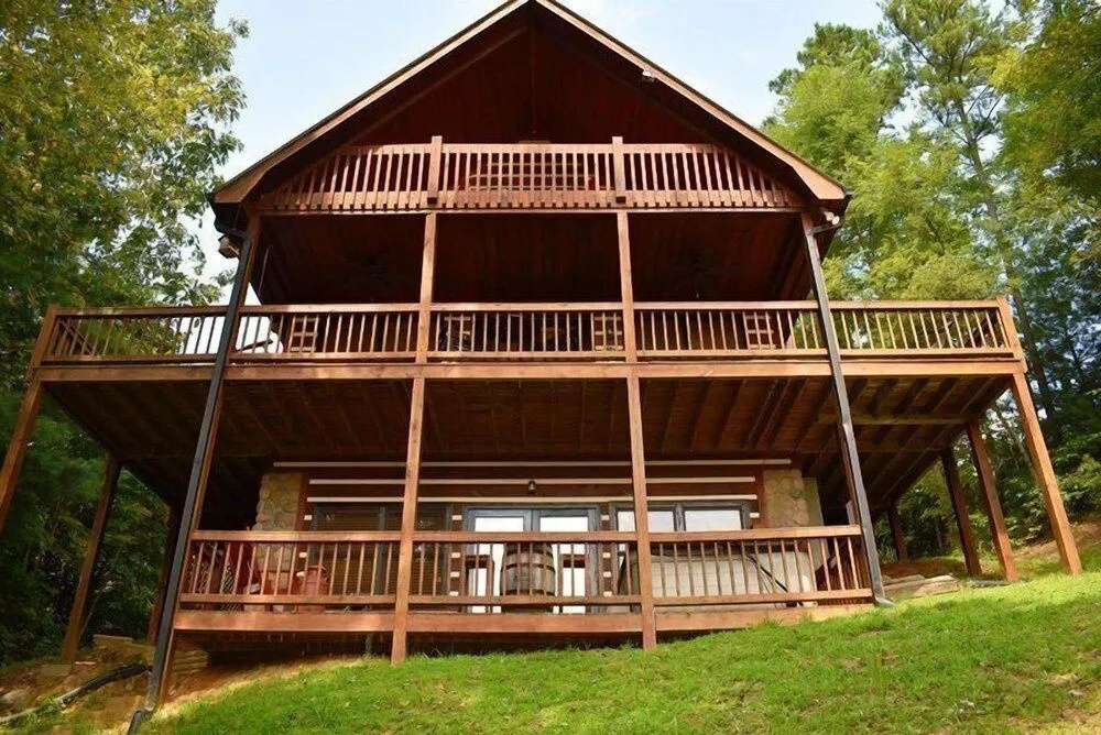 Whitetail Lodge