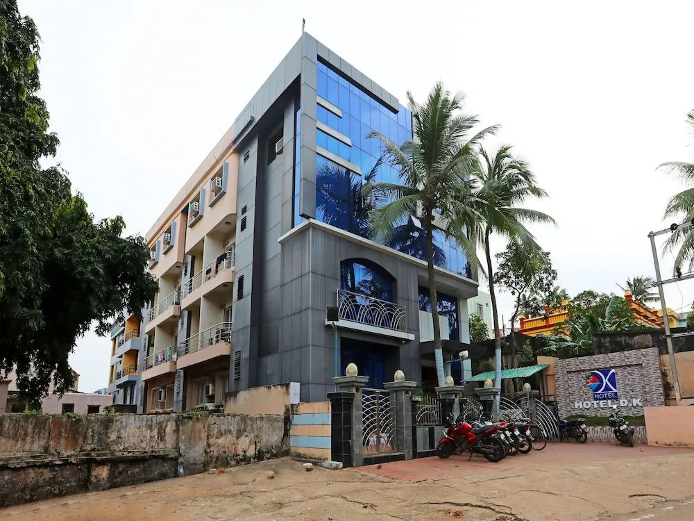 OYO 16173 Hotel Dk