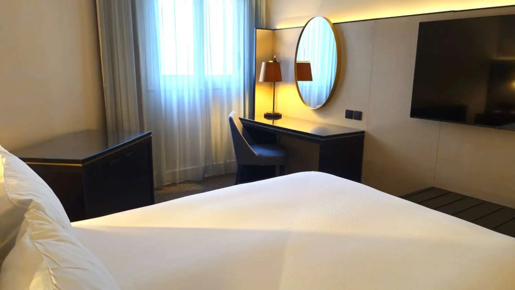Columbus Hotel Monte-Carlo, Curio Collection by Hilton - Chambres