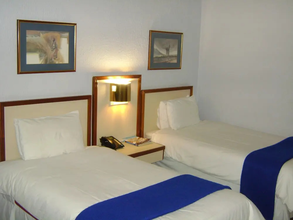 The Gaborone Hotel - Chambres