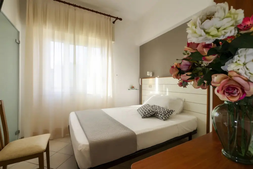 Classic Double room (full double bed)