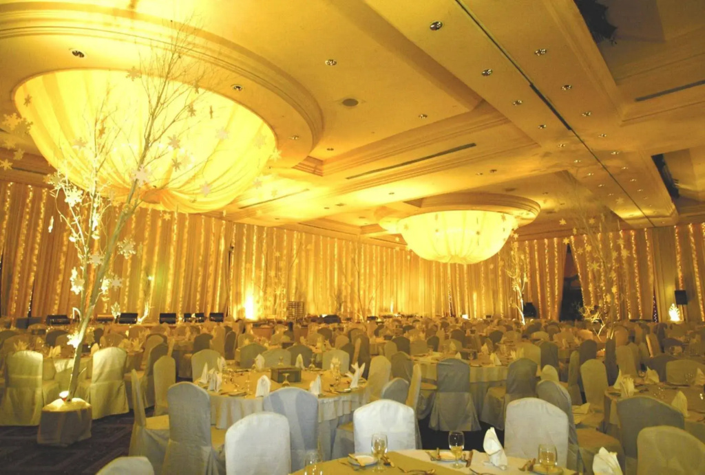 Palace Of The Golden Horses Hotel