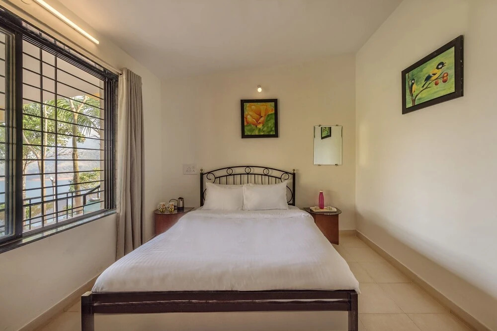 Cosmicstays Countryside Panorama-Lakeview Bungalow