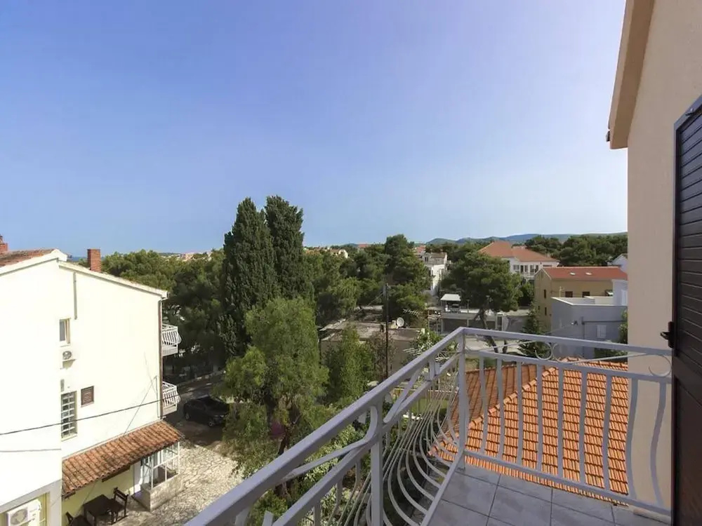Apartment by Adriatic Sea Near Sibenik