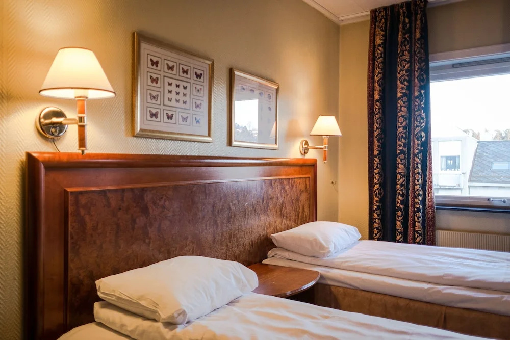 Economy Double room (twin beds)