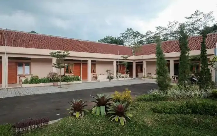 RedDoorz Plus Syariah at Hotel Indonesia Kajen