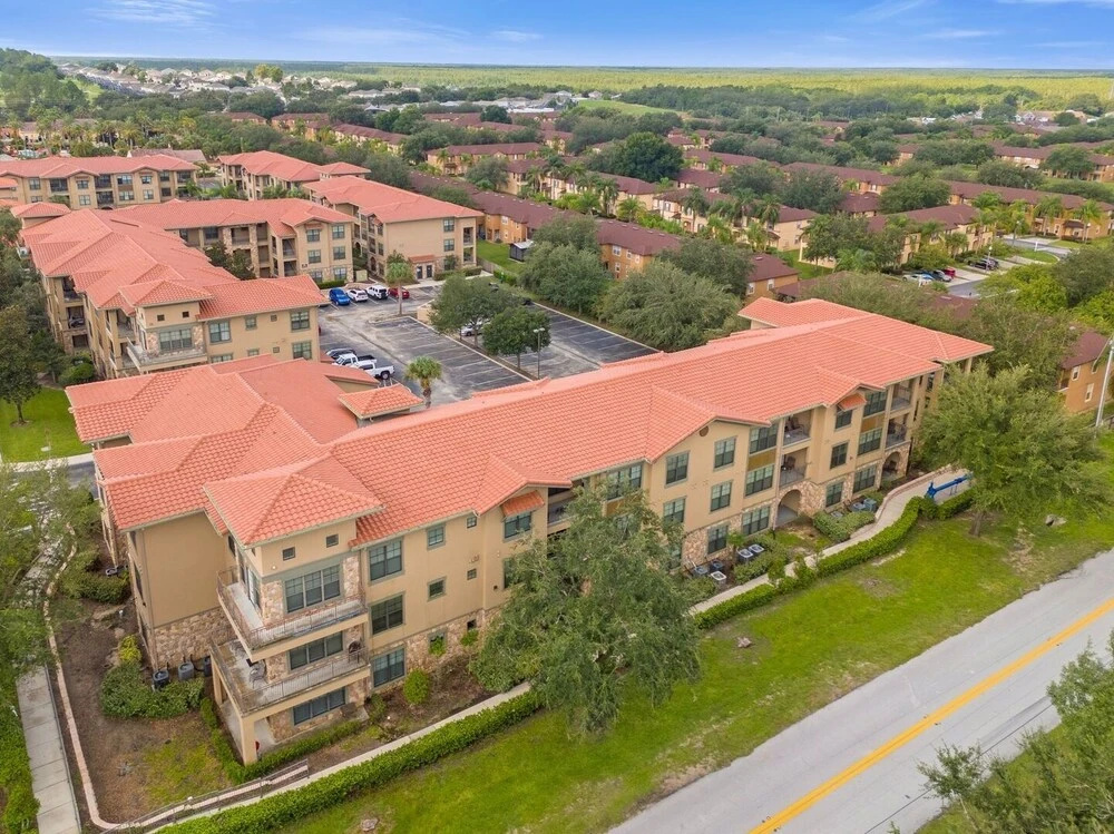 BP632CP 3 Bedroom Condo in Bella Piazza 3 Condo