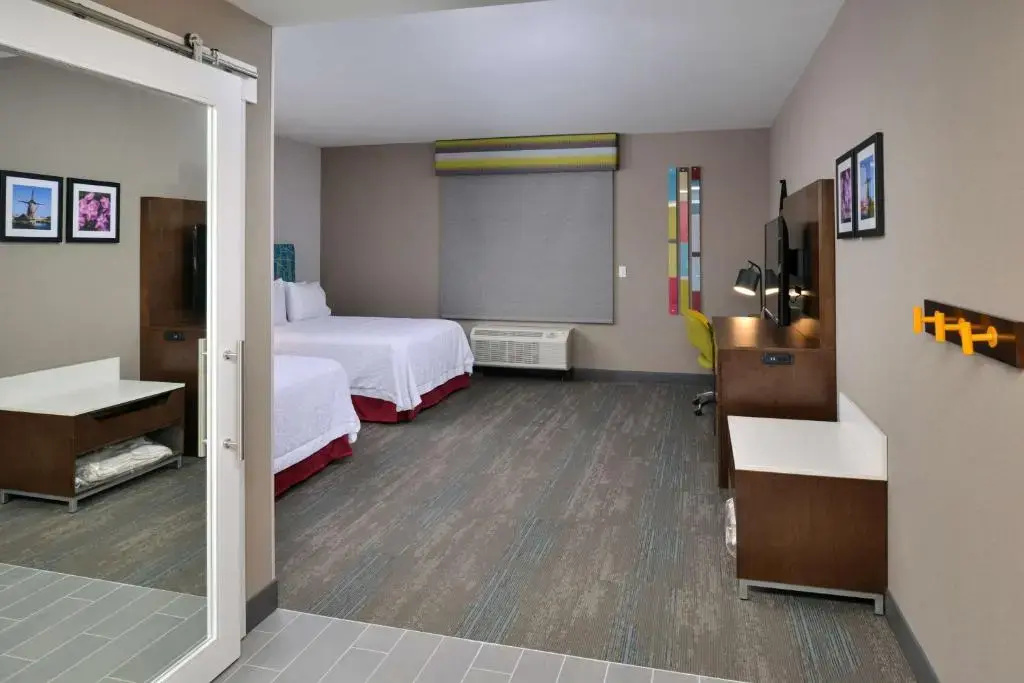Quadruple Suite