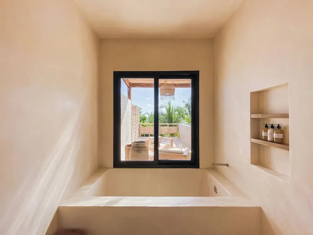 Double Suite with garden view (full double bed)