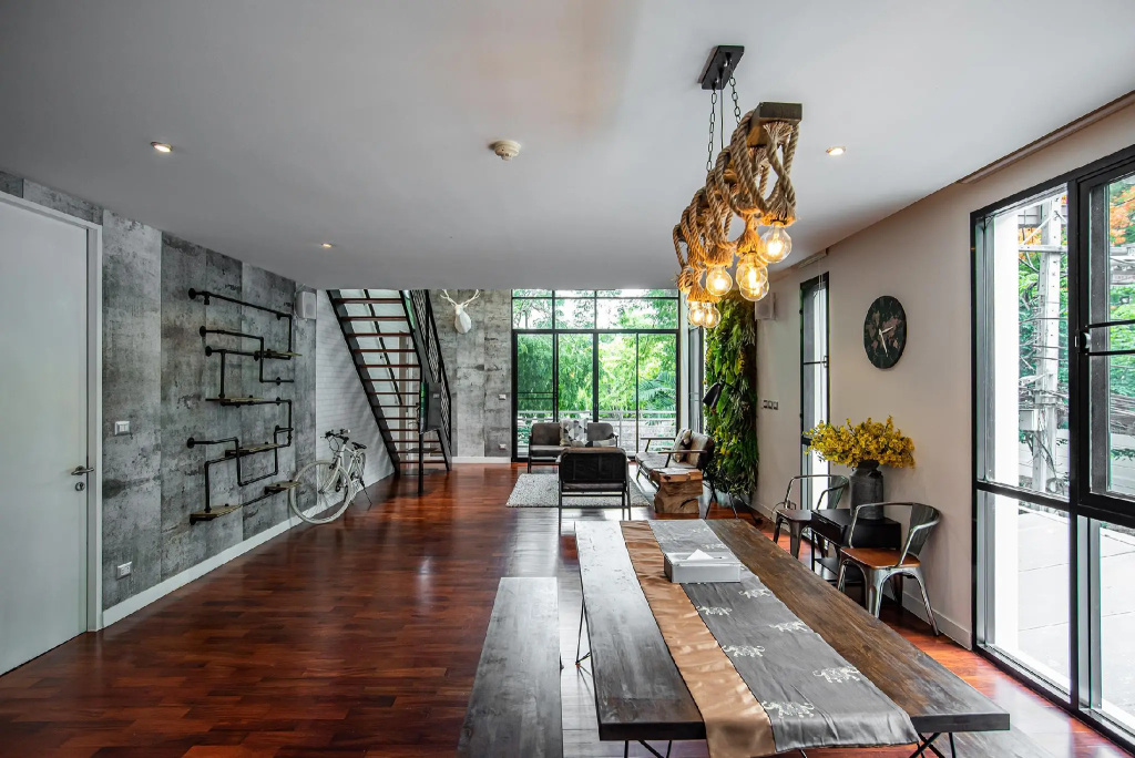 3 Bedrooms Standard Duplex room