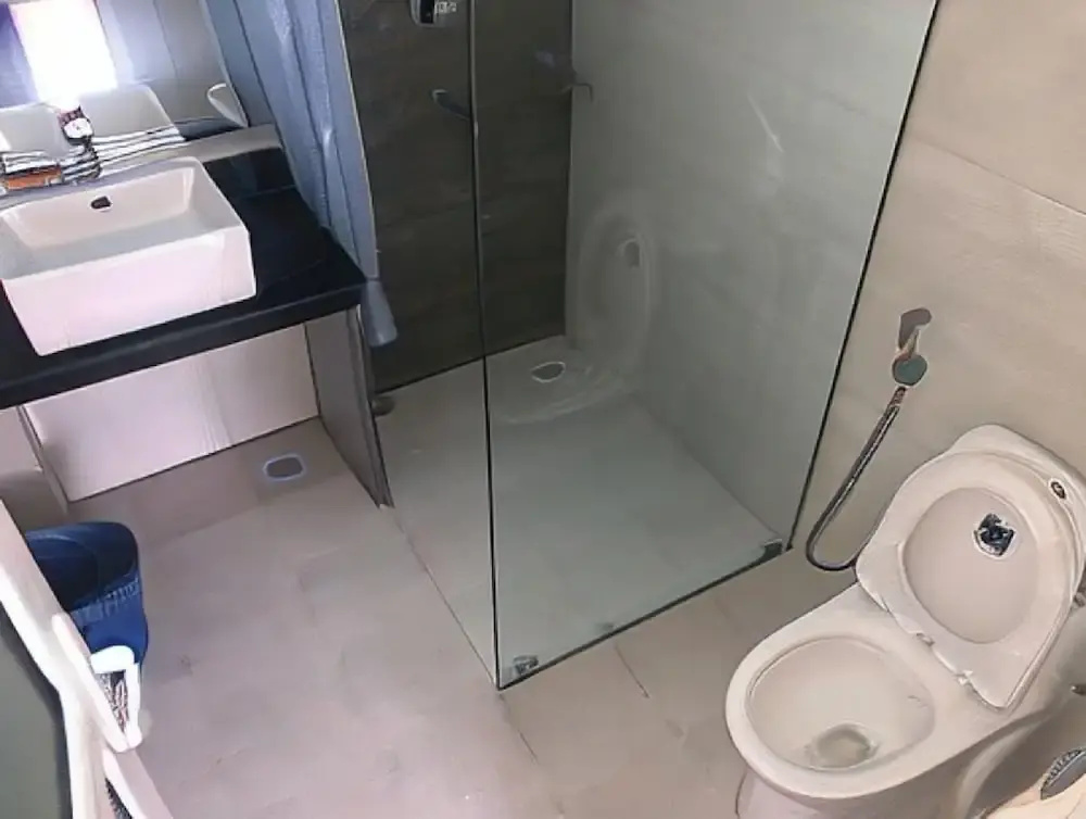 Deluxe Double room (full double bed)