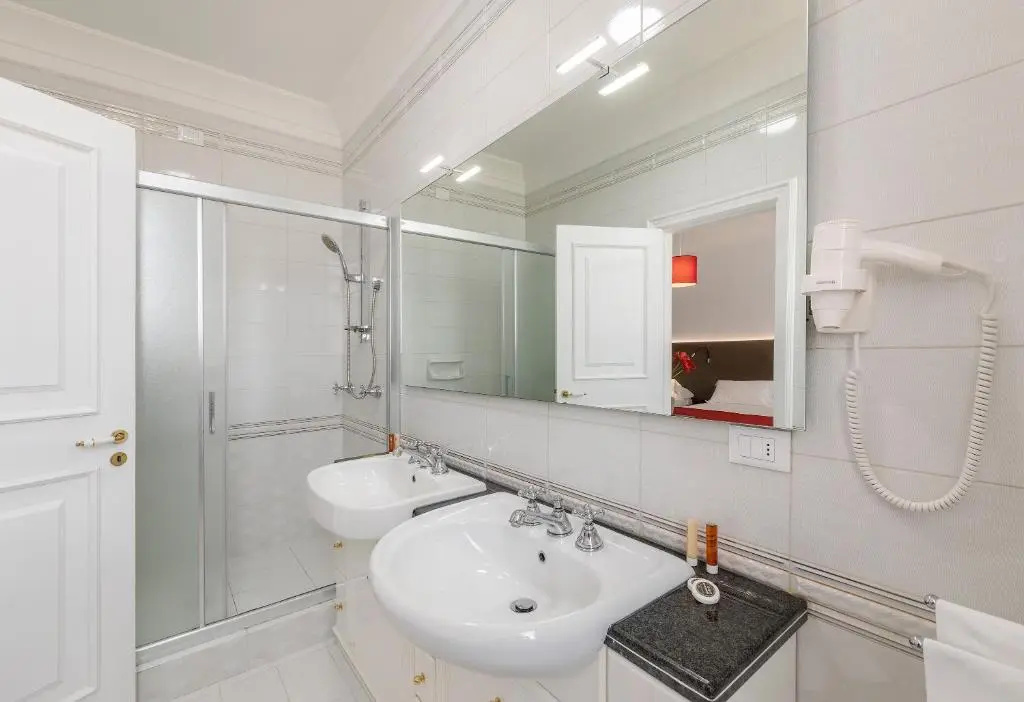 Superior Quadruple room