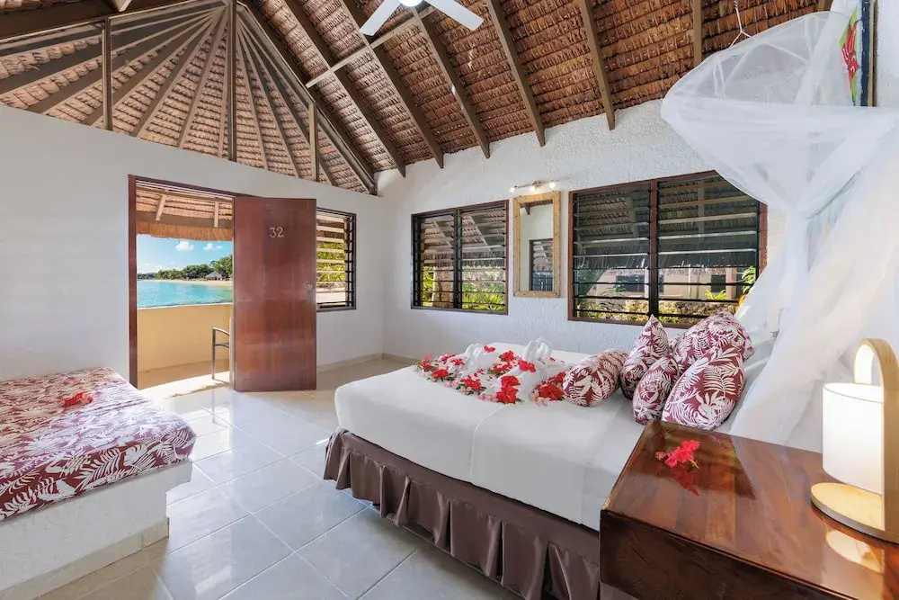Bungalow beachfront
