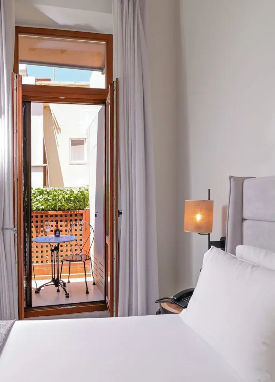 Junior Suite with balcony