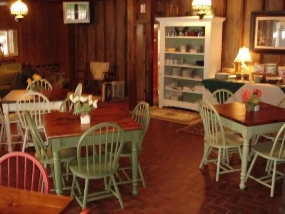 Zuber's Homestead Hotel - фото 20