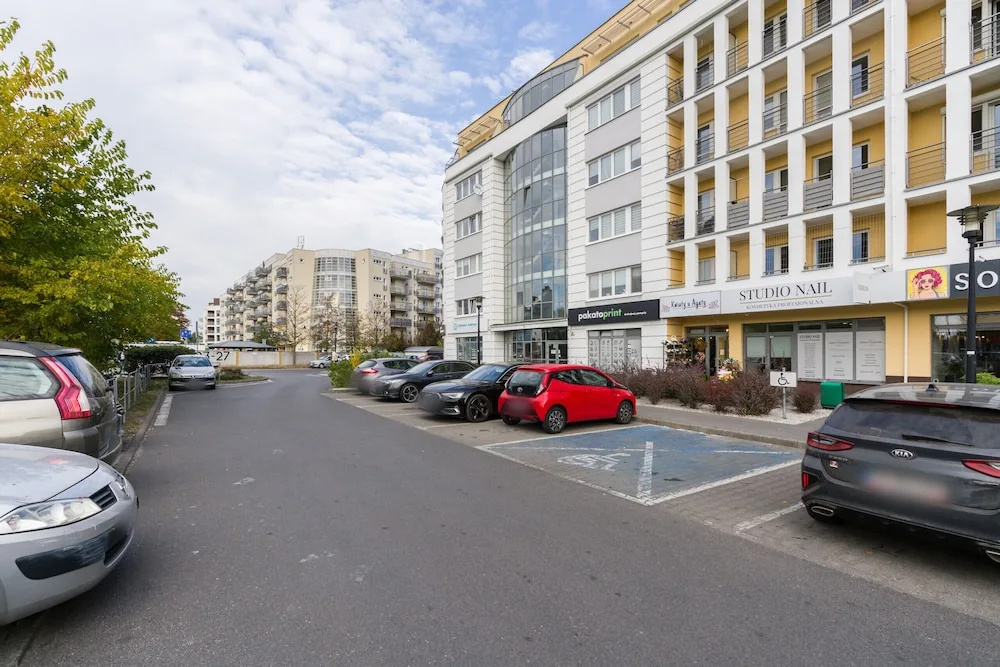 Poznań Apartment Katowicka by Renters