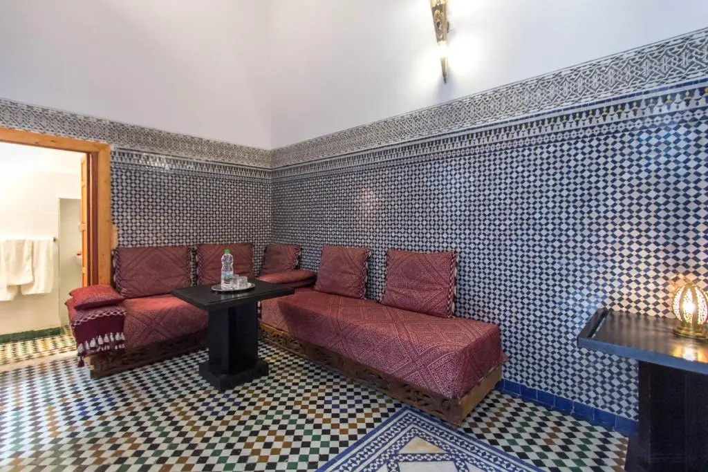 Comfort room