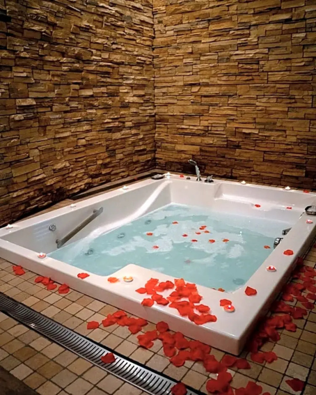 Prestige Suite