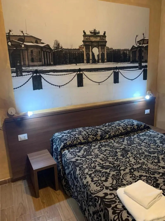 Double room (full double bed)
