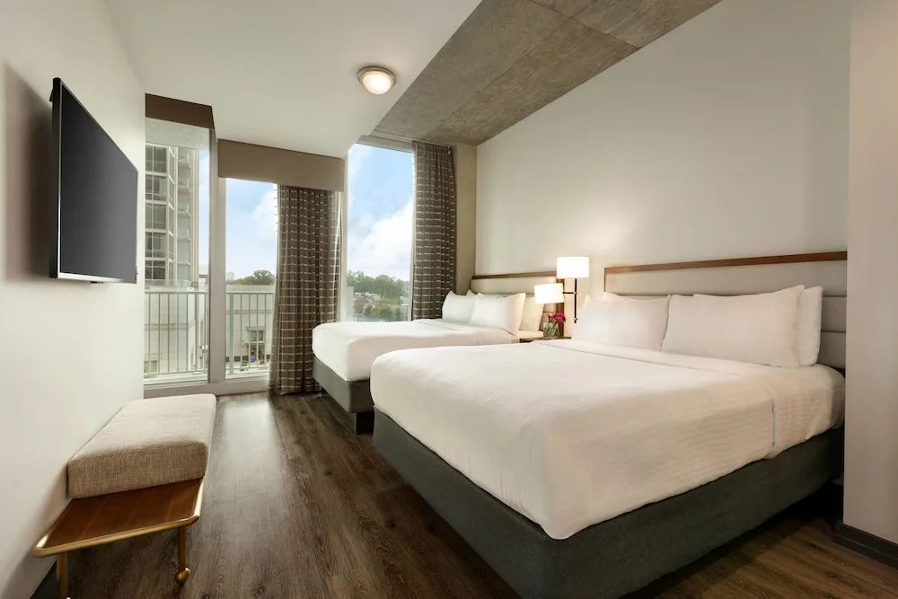 1 Bedroom Suite with balcony