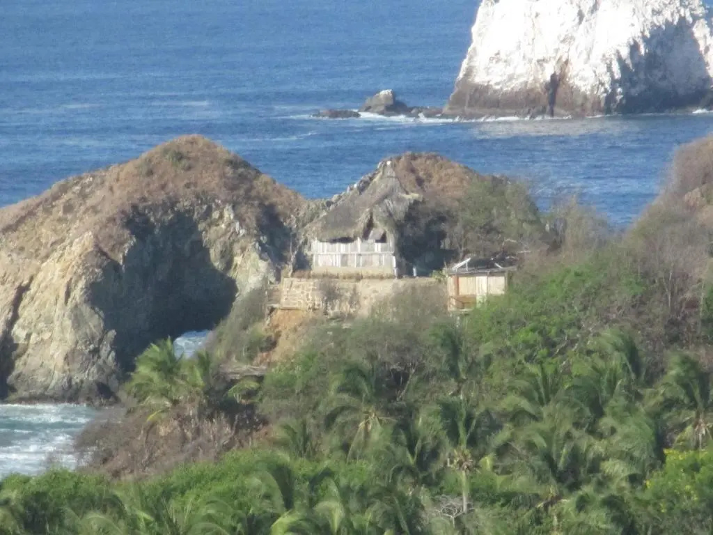 Deluxe Double room with sea view (full double bed)