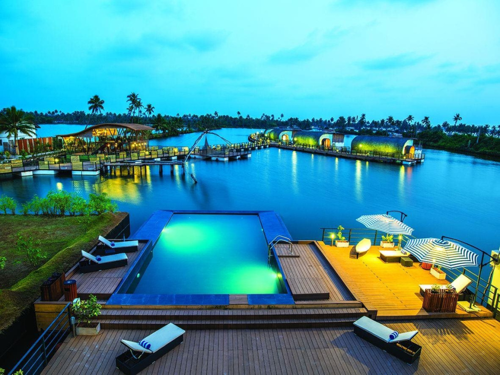 Beach & Waterfront