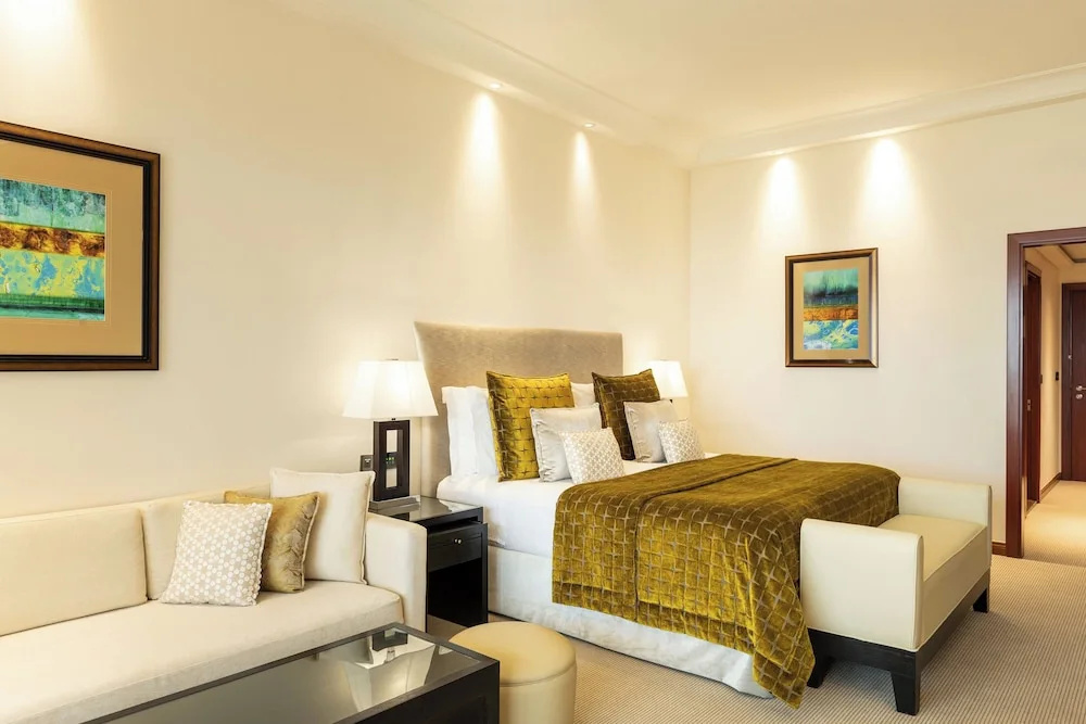 Двухместный номер Premier (двуспальная кровать) в Grosvenor House, a Luxury Collection Hotel, Dubai