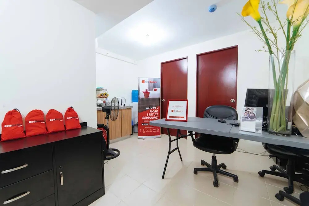 Urban Tondo Manila By RedDoorz