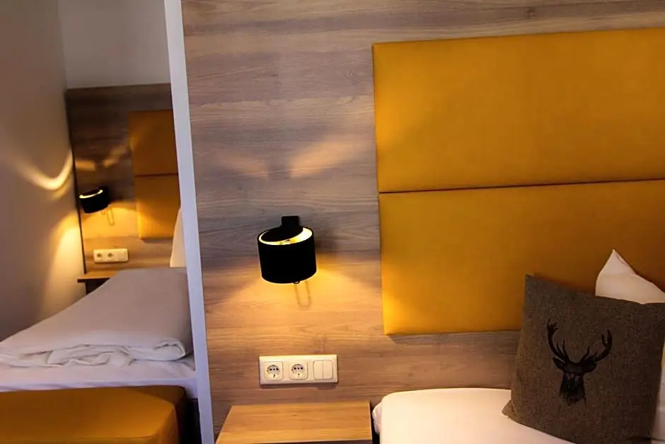 Hotel Burgwirt - Chambres