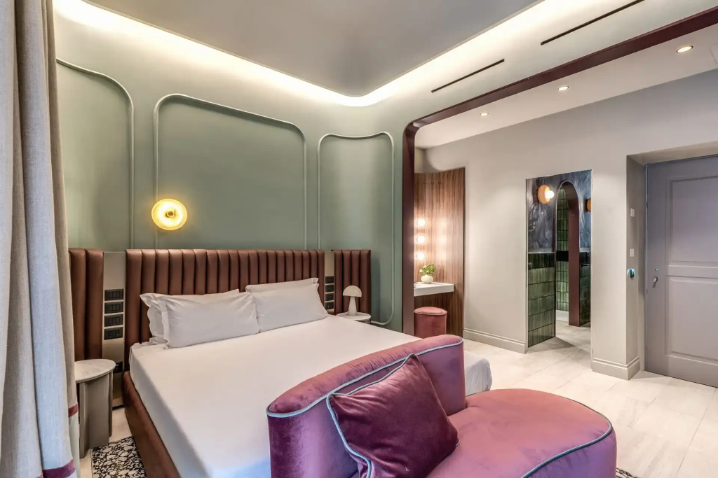 Deluxe room