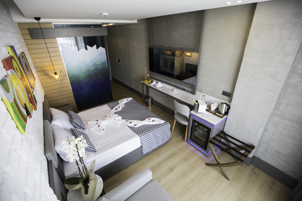 Laren Family Hotel & Spa -  Boutique Hotel — фото