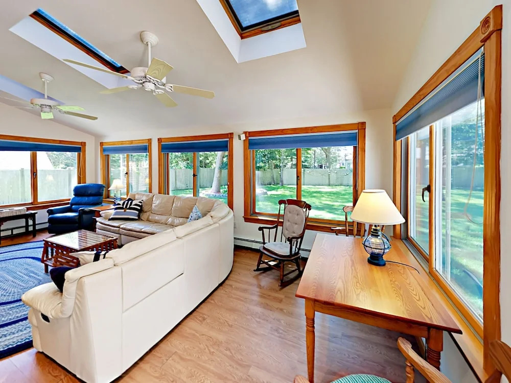 63 Harbor Road House 4 Bedrooms 3 Bathrooms Home — фото 6