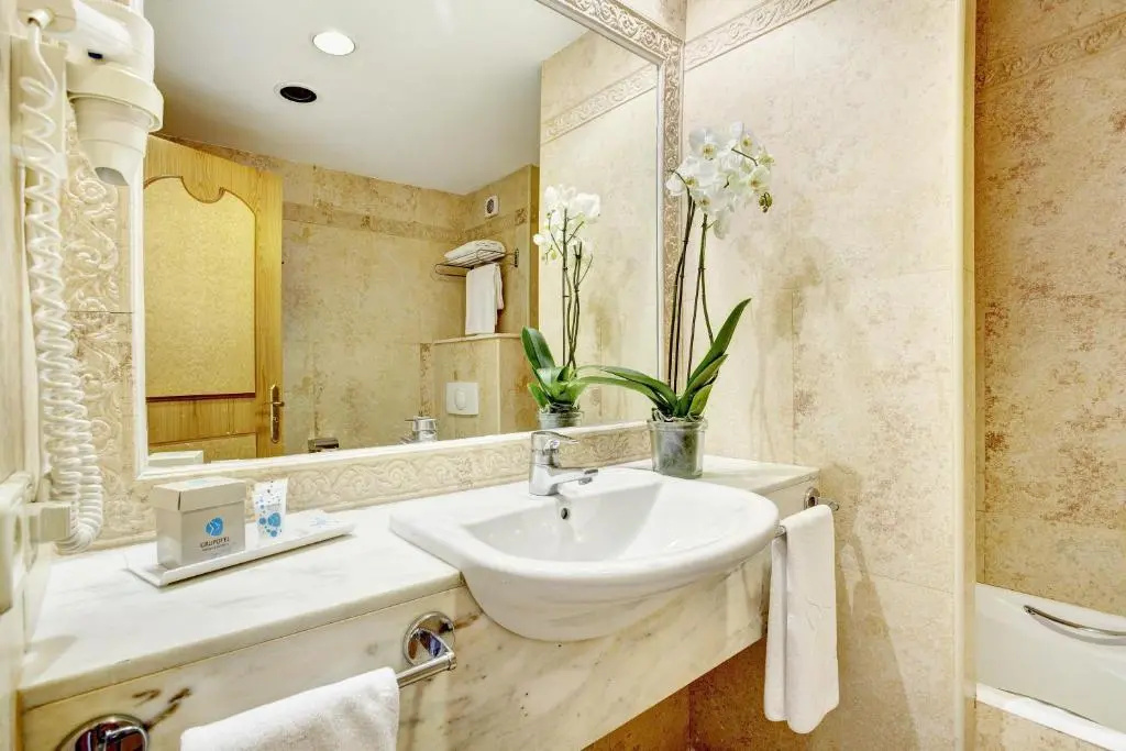 Grupotel Santa Eulària & Spa - Adults Only - Chambres