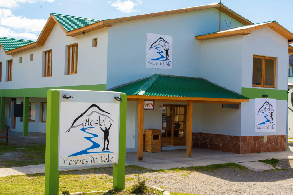 Pioneros del Valle Hostel