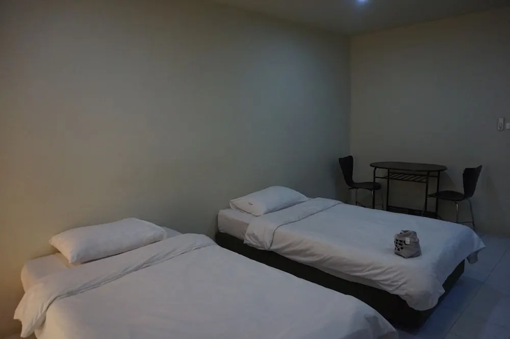 Standard Double room with balcony (twin beds)