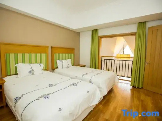 4 Bedrooms Deluxe Duplex room