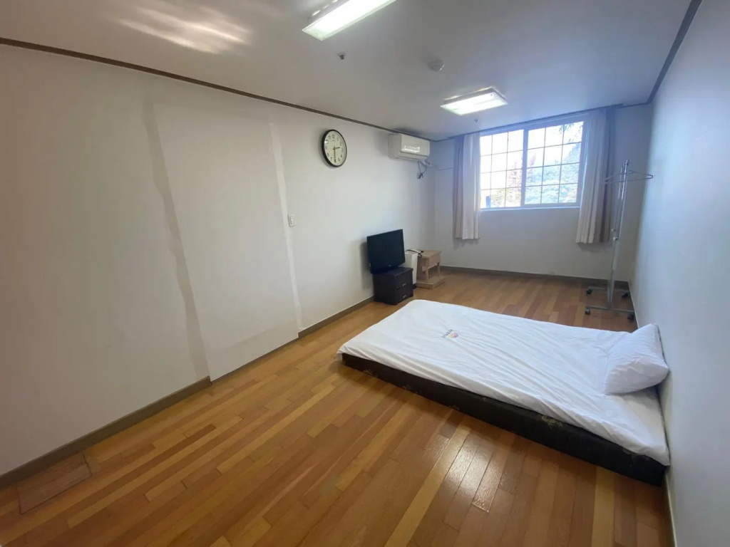 Standard Double room (twin beds)