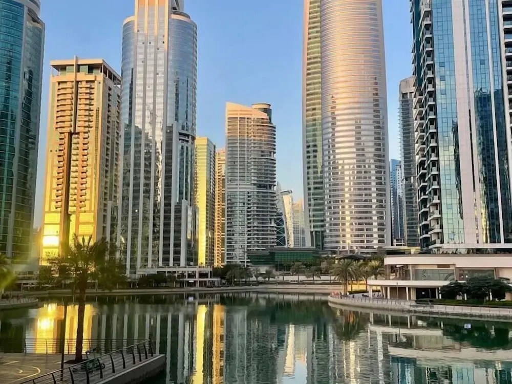 Cozy 2 bedroom near metro in JLT