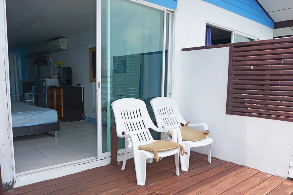 Balcony & Terrace