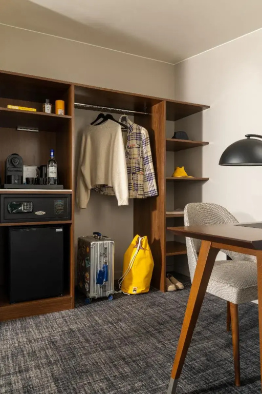 Standard Junior Suite