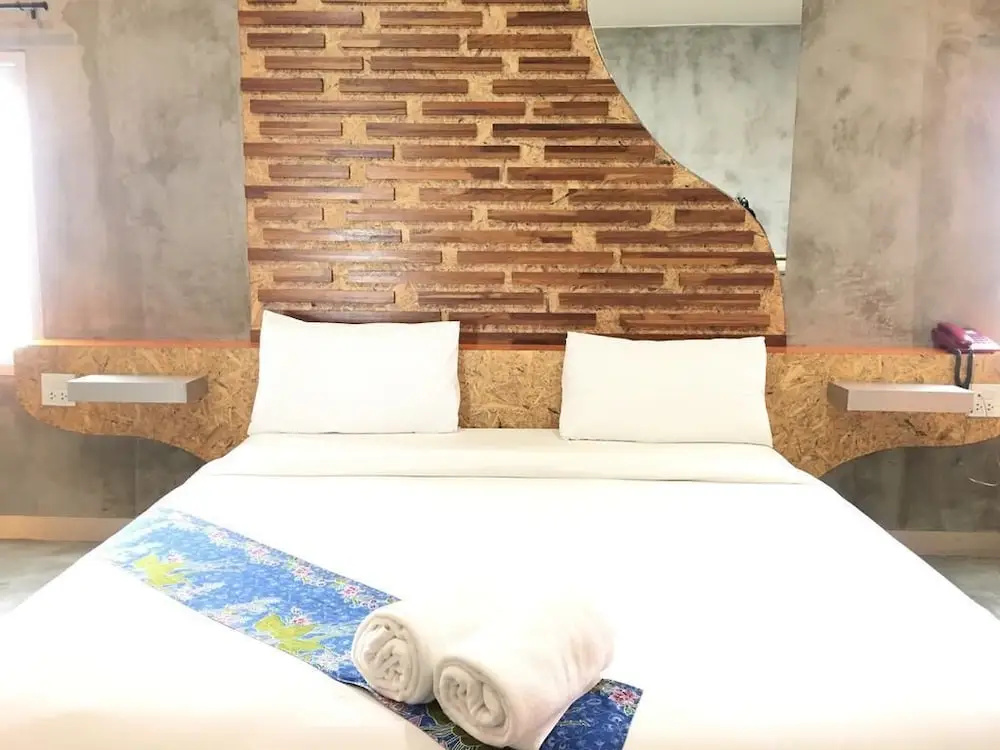 Double Studio (full double bed)