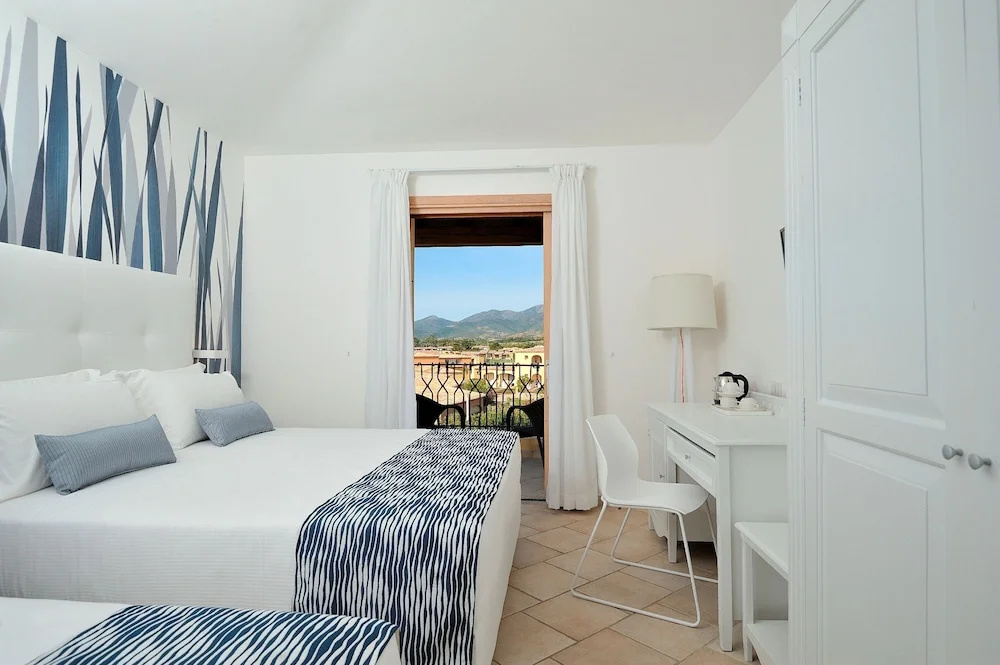 Classic Quadruple room