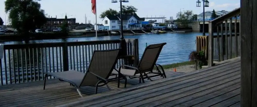 Beach & Waterfront