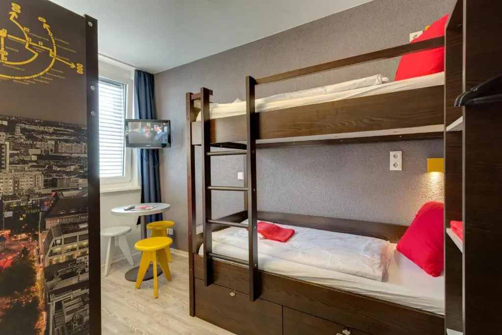 MEININGER Hotel Berlin Hauptbahnhof - Chambres