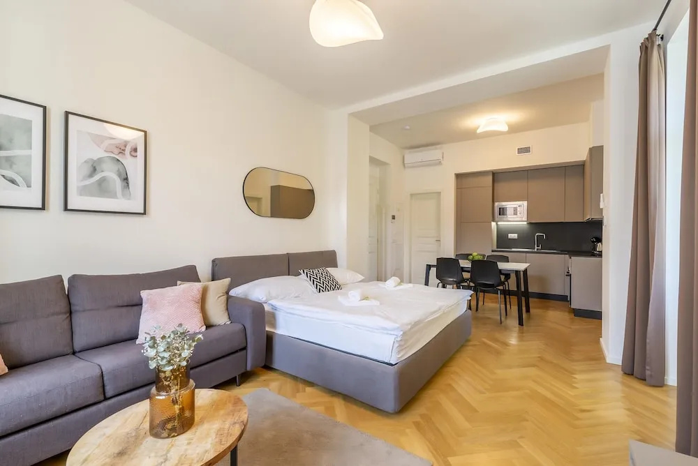 Superior Apartment
