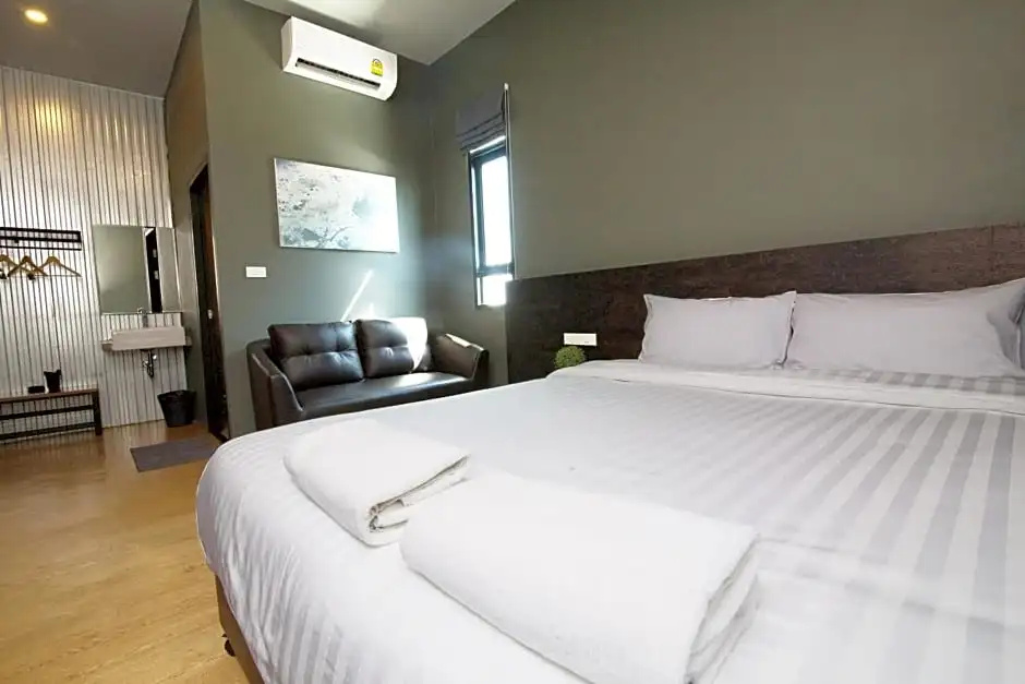 Superior Double room (full double bed)